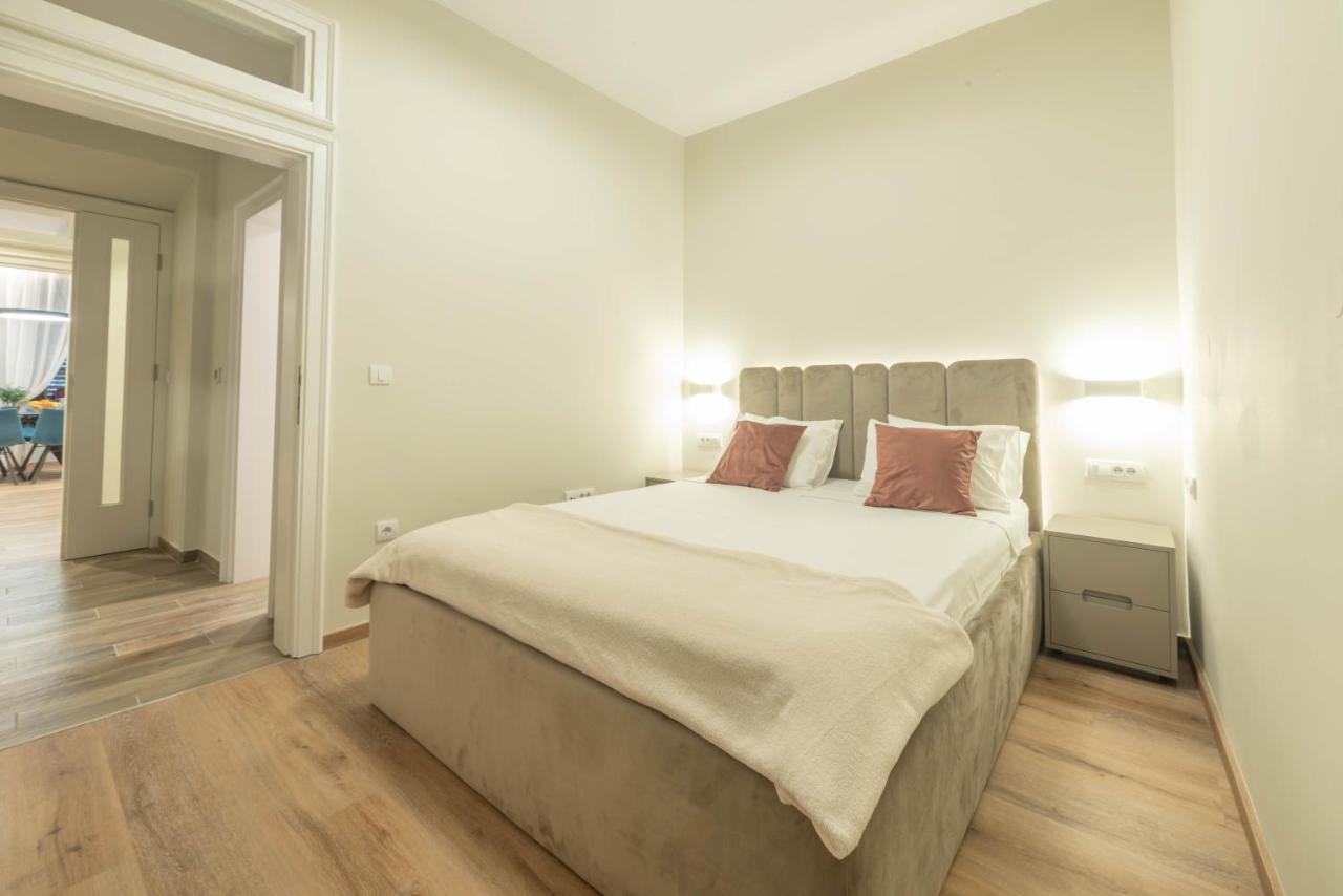 Sasha Di Cattaro - Old Town Lux Apartment Екстер'єр фото